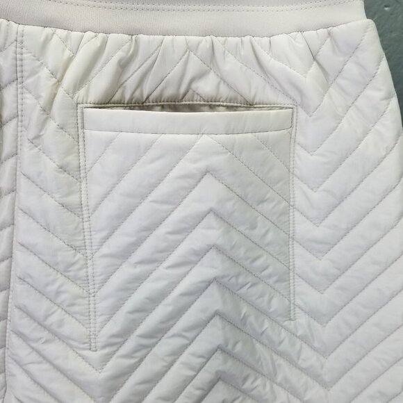Athleta Apres Ski Shorts Women's 8 Solstice Quilted Cream Pull On Pockets NEW - Picture 9 of 16